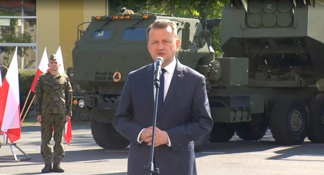 美媒：波兰防长称已批准为陆军采购486套海马斯系统，价值约100亿美元