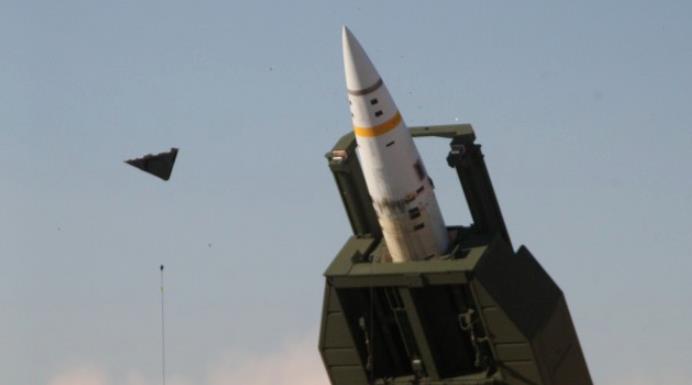 外媒披露：拜登政府即将批准向乌运送装有集束炸弹的远程导弹